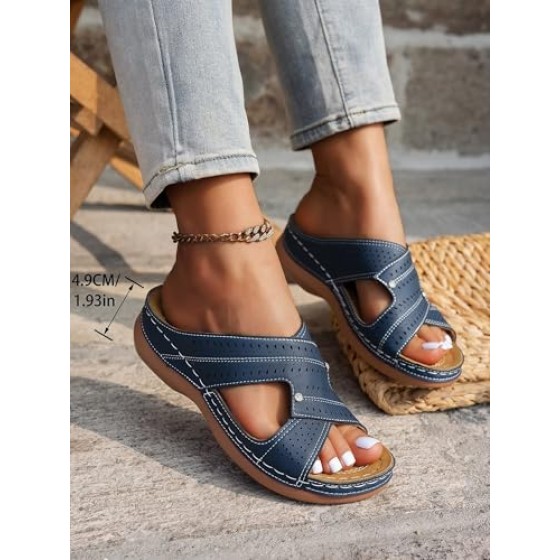 Women Slipper Perfect for Summer Beach, Vacation & Casual Wear Gift Stylish Outer Wear Women Beach Sandals Slippers